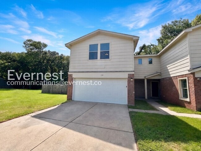 Building Photo - 230 Creek Cove Dr