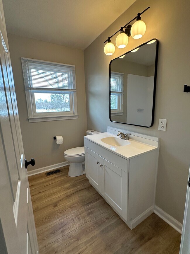 Photo - 220 Garrett Rd