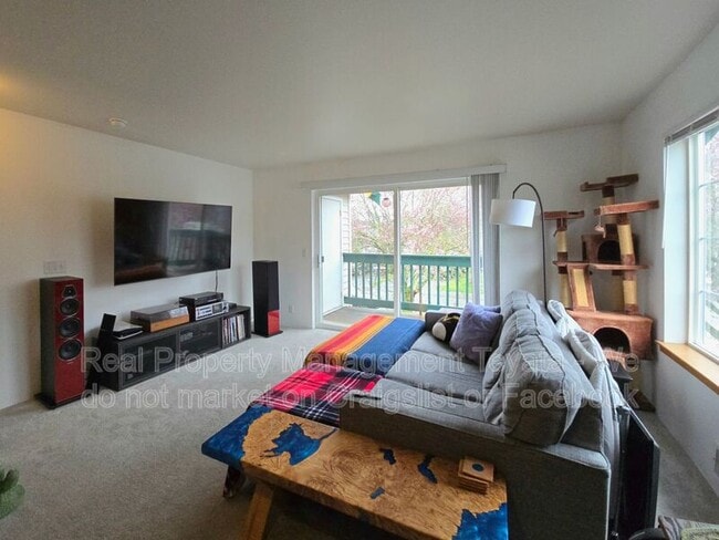 Photo - 2824 Valencia St