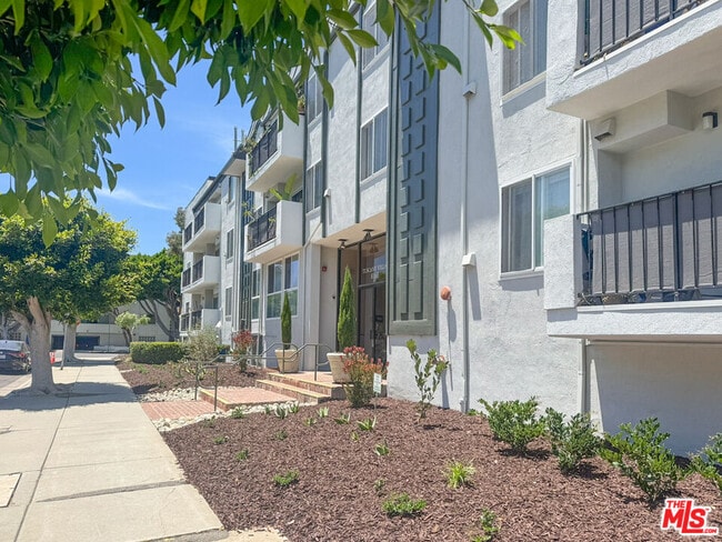 Photo - 8163 Redlands St Unit 66