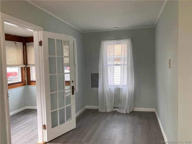 Photo - 31 Daggett St