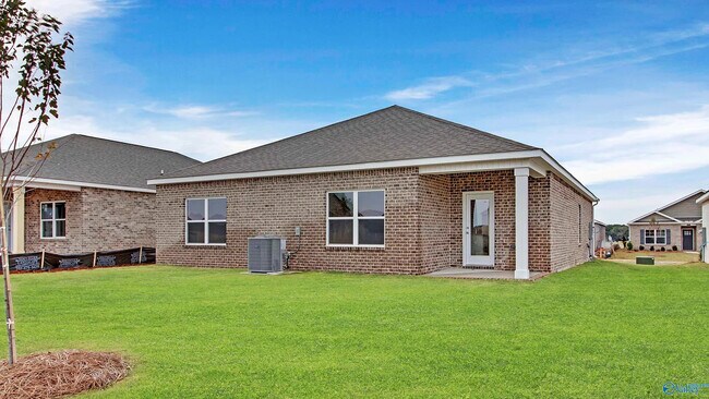 Photo - 3404 Feldspar Dr SW