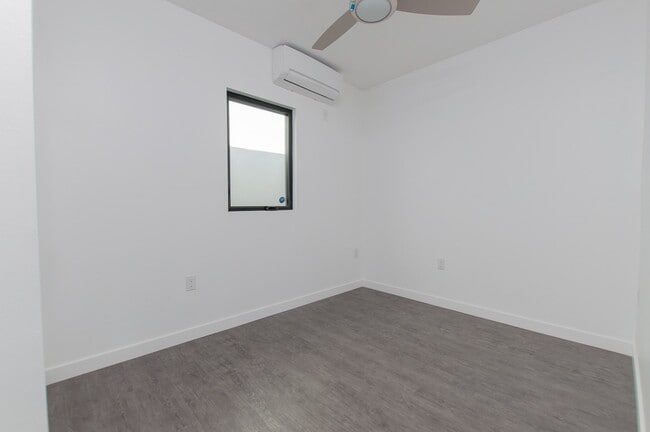 Photo - 4927 W Adams Blvd Unidad Residencial - 2