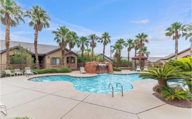Building Photo - 8250 N Grand Canyon Dr