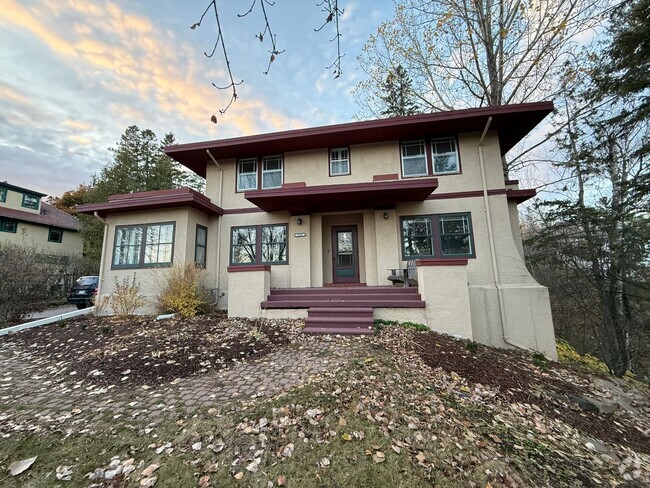 Building Photo - Duluth Single Family 4-Bedroom - 2-Bath - ... Rental