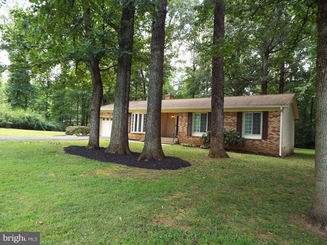 Building Photo - 121 Greenfield Rd Rental