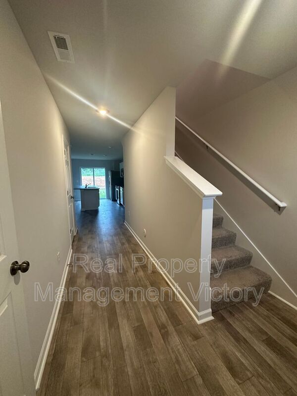Photo - 134 Marina Dr