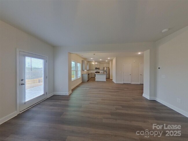 Photo - 176 Queenshall Rd