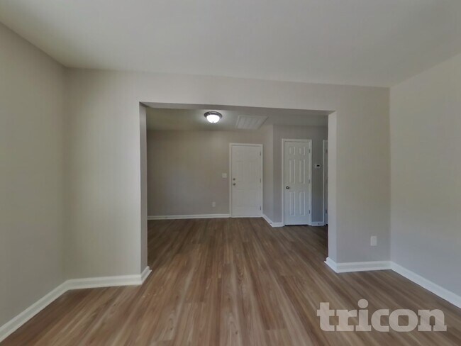 Photo - 11311 Breezehill Ln