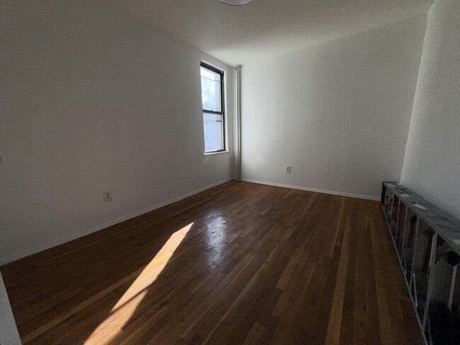Photo - 312 Woodworth Ave