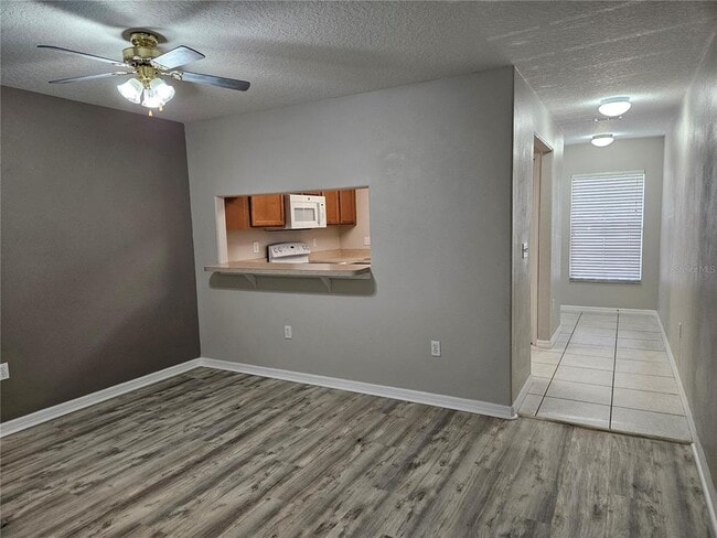 Photo - 5383 Quarry Rock Rd