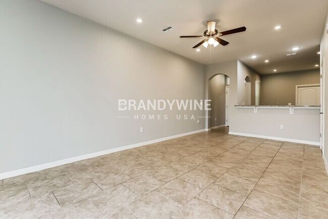 BEAUTIFUL 3BR AVAILABLE NOW! DON'T MISS IT!