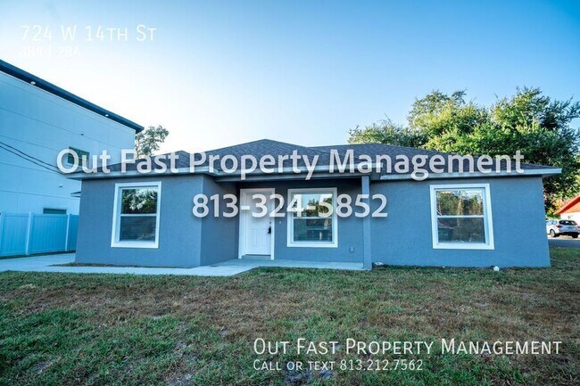 Building Photo - 724 W 14th St