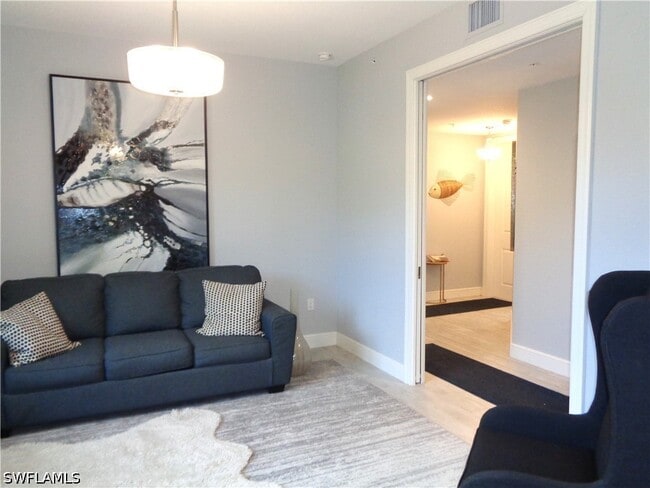 Photo - 575 El Camino Real Unit 6