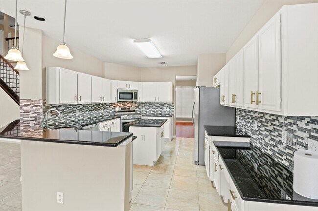 Photo - 10807 Oak Bayou Ln