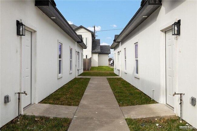 Photo - 17 Joscelyn Dr Apartamento Unidad 4