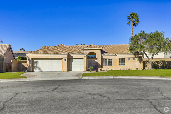 Building Photo - 79190 Latigo Cir Rental