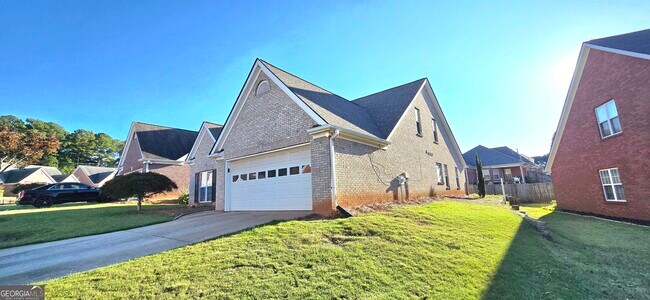 Photo - 1055 Livery Cir