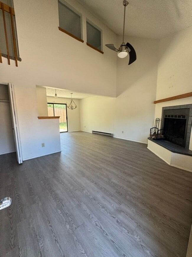 Photo - 5038 Rainbow Harbour Cir