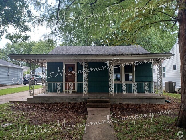 Building Photo - 1618 S Sneed Ave Rental