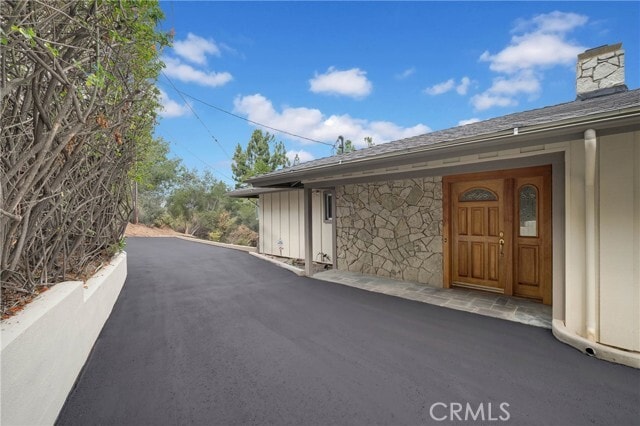 859 St Katherine Dr