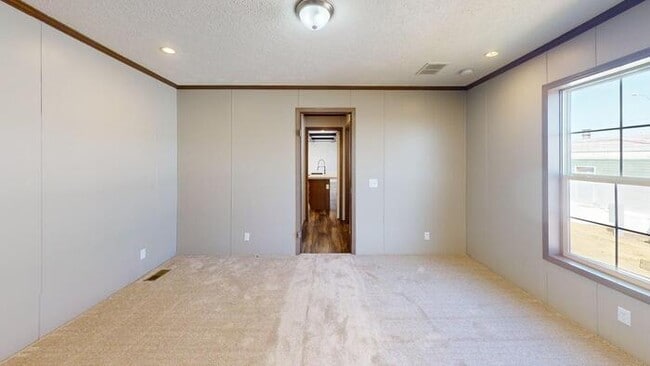 Photo - 360 Continental Ave