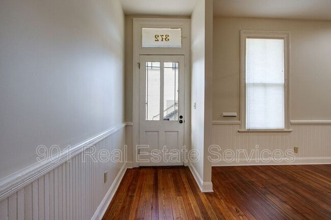 Photo - 372 Mulberry St