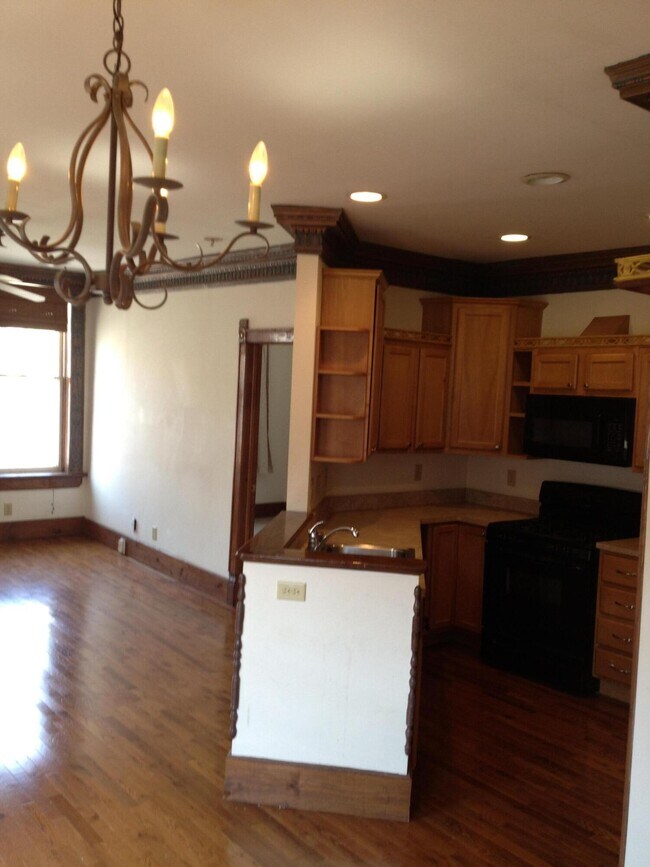 Photo - 906 S 5th St