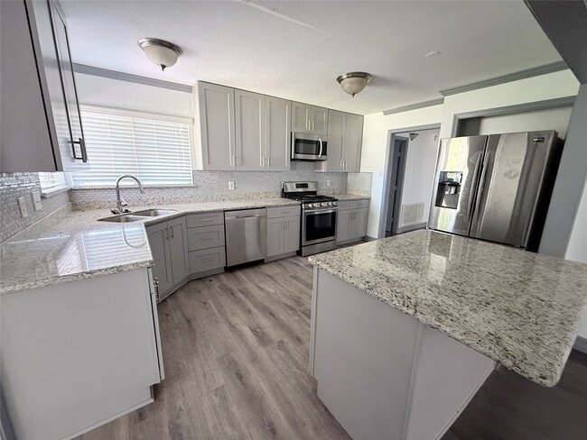 Building Photo - 3818 Linkwood Dr