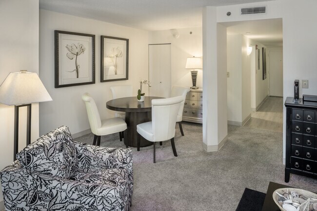 Photo - 120 Huntington Ave Unidad B1