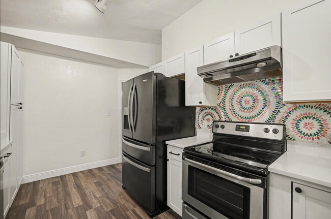 Photo - 1830 Myrick Rd