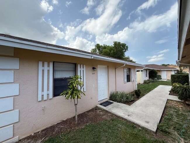 Photo - 1205 White Pine Dr House