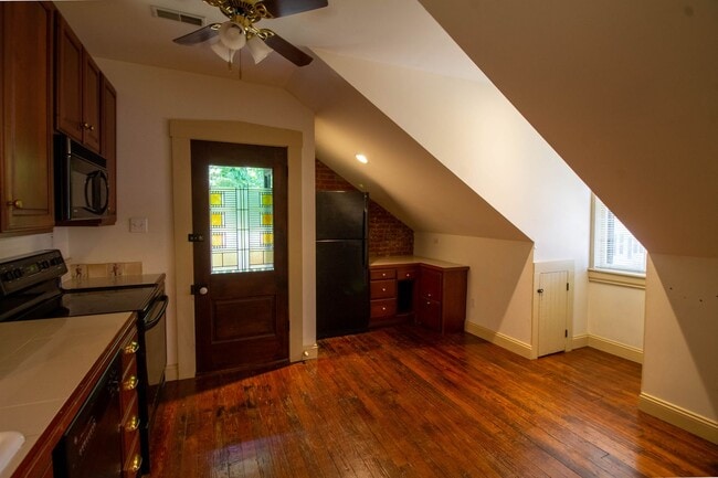 Photo - N 3rd St. Unit 3