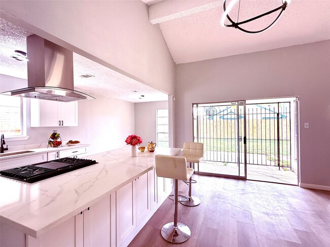 Photo - 12071 Plumbrook Dr