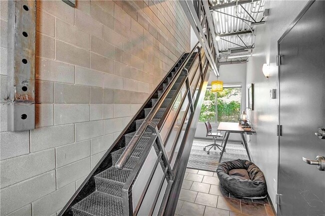 Photo - 4801 S Congress Ave Unit B2