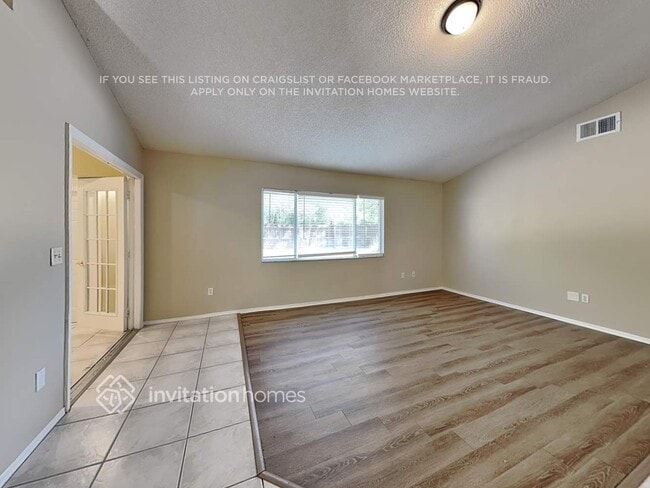 Photo - 328 Inglenook Cir