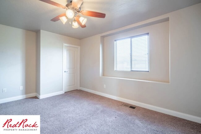 Photo - 3 Bedroom Townhome In Southgate Community