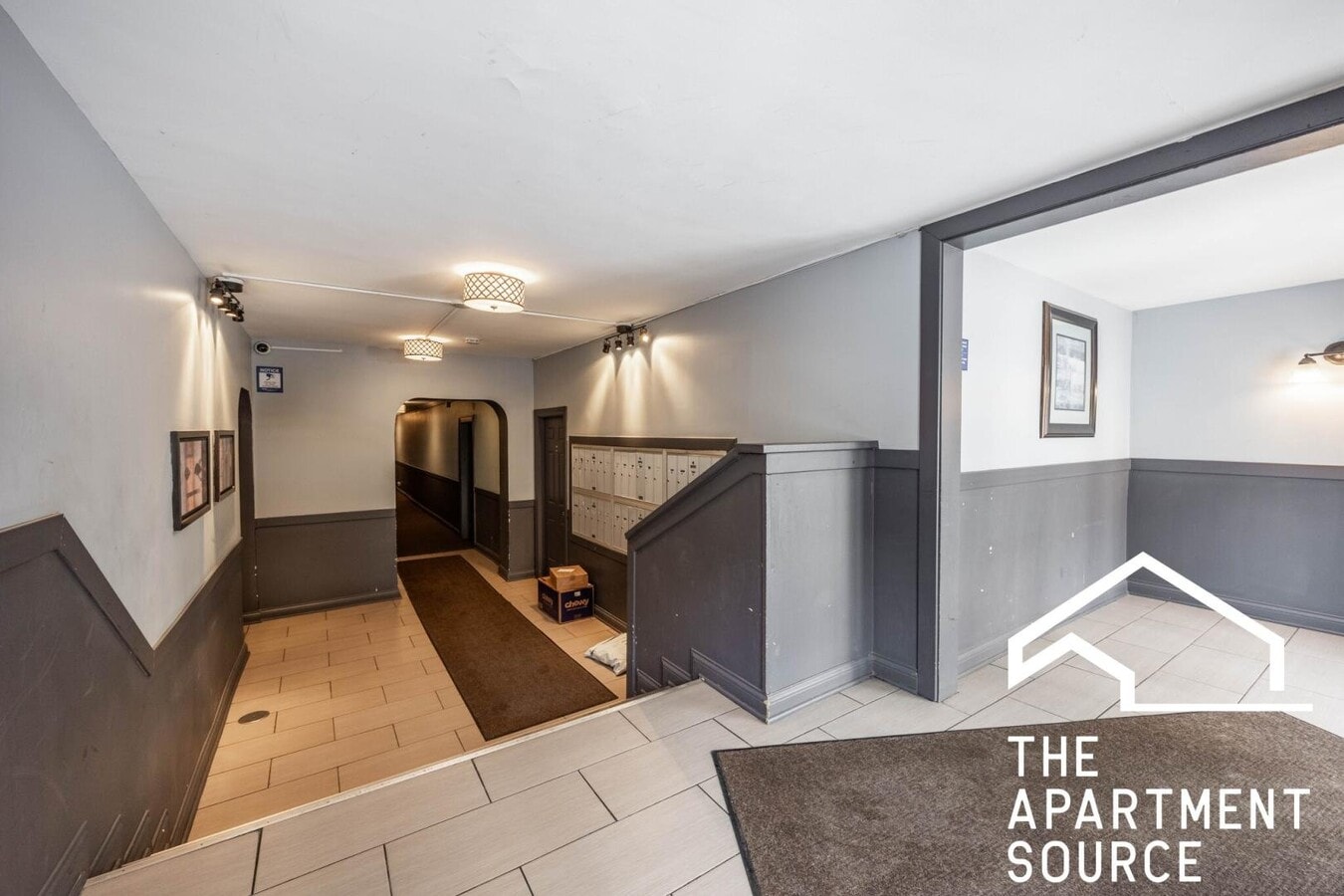 Photo - 511 W Melrose St Unit 304