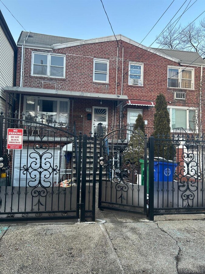 Photo - 74-27-74-95 95th Ave