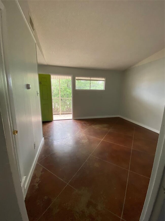 Photo - 820 Houston St Unidad 205