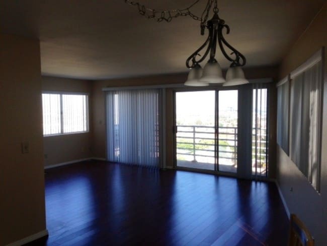 Photo - 750 W Hamilton Ave Unit A