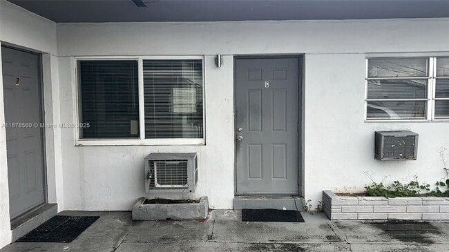 Building Photo - 6300 Miramar Pkwy Unit 6 Rental