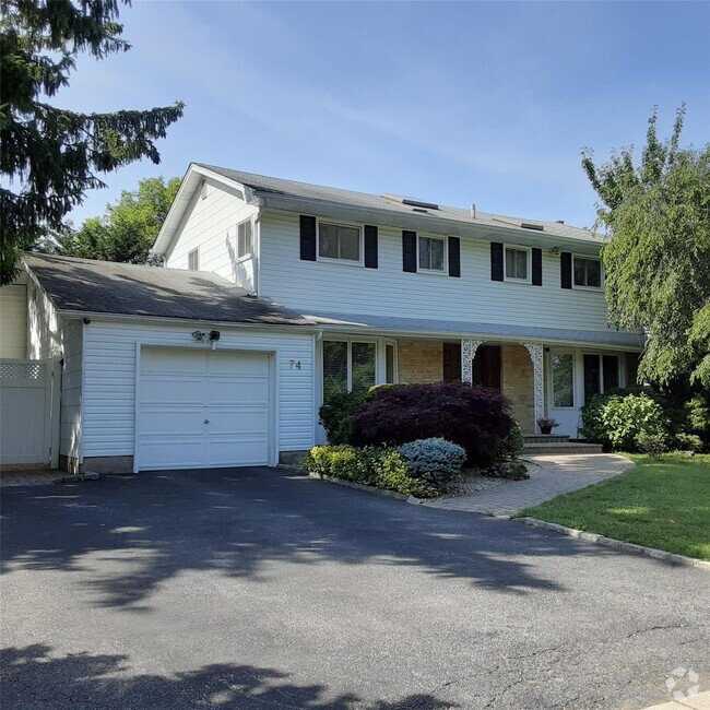 Building Photo - 74 Rockland Dr Rental
