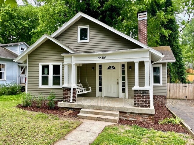 Photo - 1126 Sharpe Ave