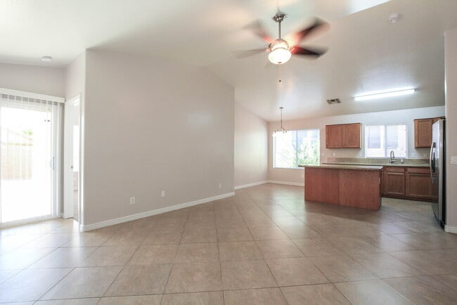 Photo - 19246 N 31st St