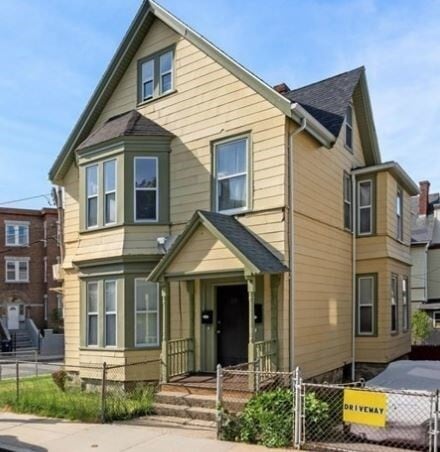 Building Photo - 25 Woodville St Unit 1