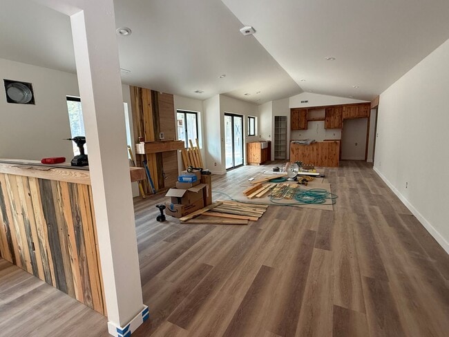 Building Photo - Custom Home on 1.6 Acres | 1,600 SF Shop | 26 Acres of River Access | Backs to BLM