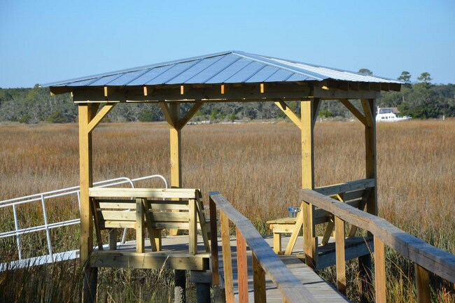 Photo - 1490 Creekwood Rd Unit 1