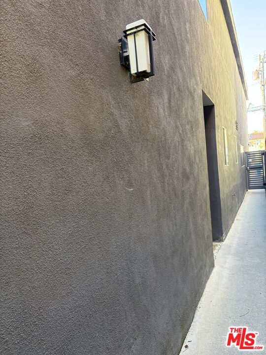 Photo - 2425 Ocean Ave Unidad 1