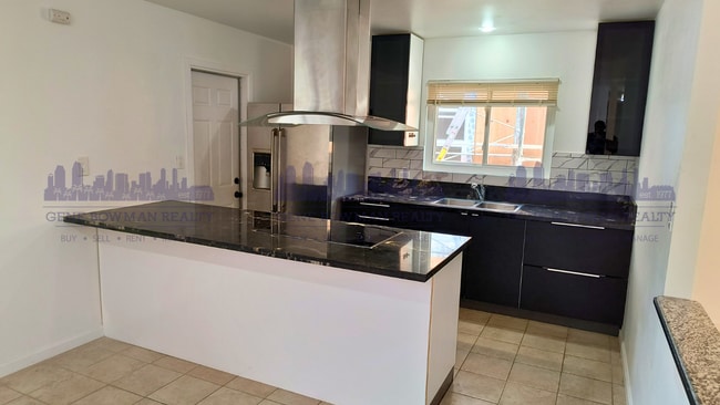 Photo - 2409–2413 Fleetwood St Unidad 2409 Fleetwood St